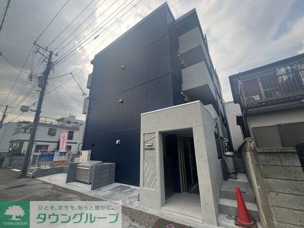 メゾンセリジエの物件外観写真